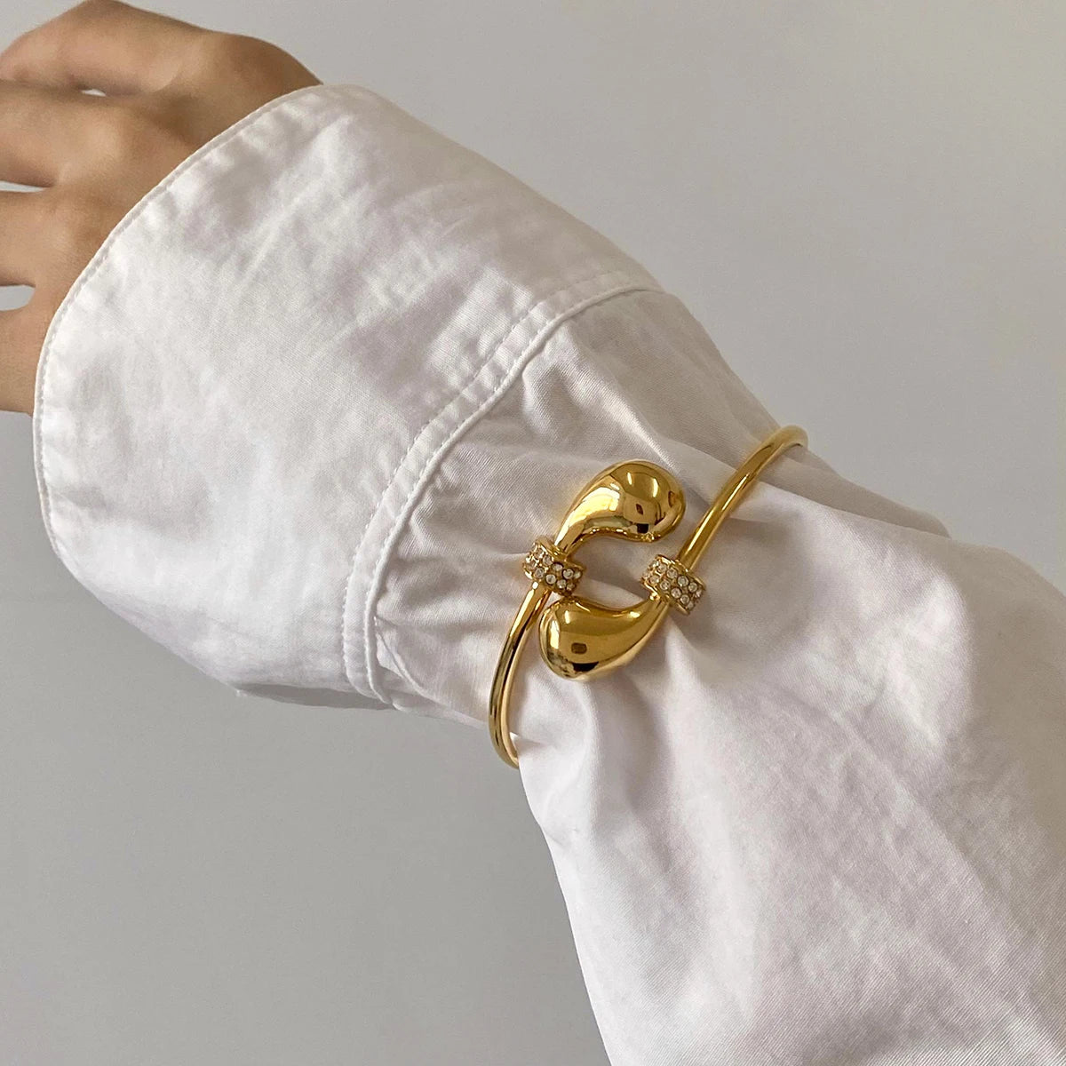 Gold Double Droplet Bracelet