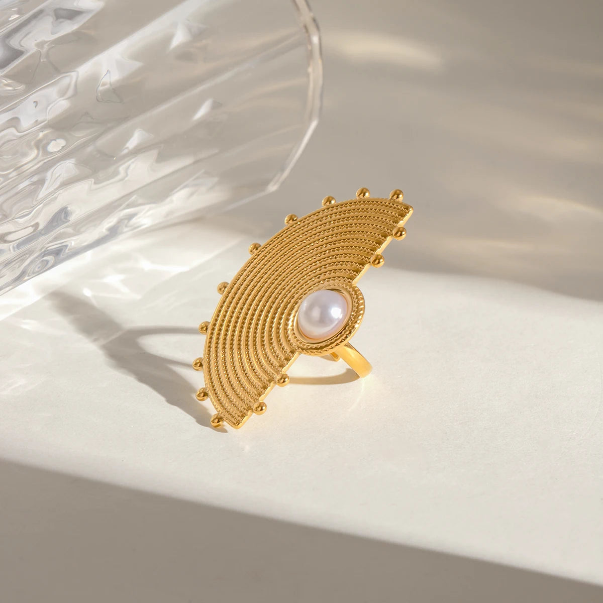 Fan-shaped Opening Ring