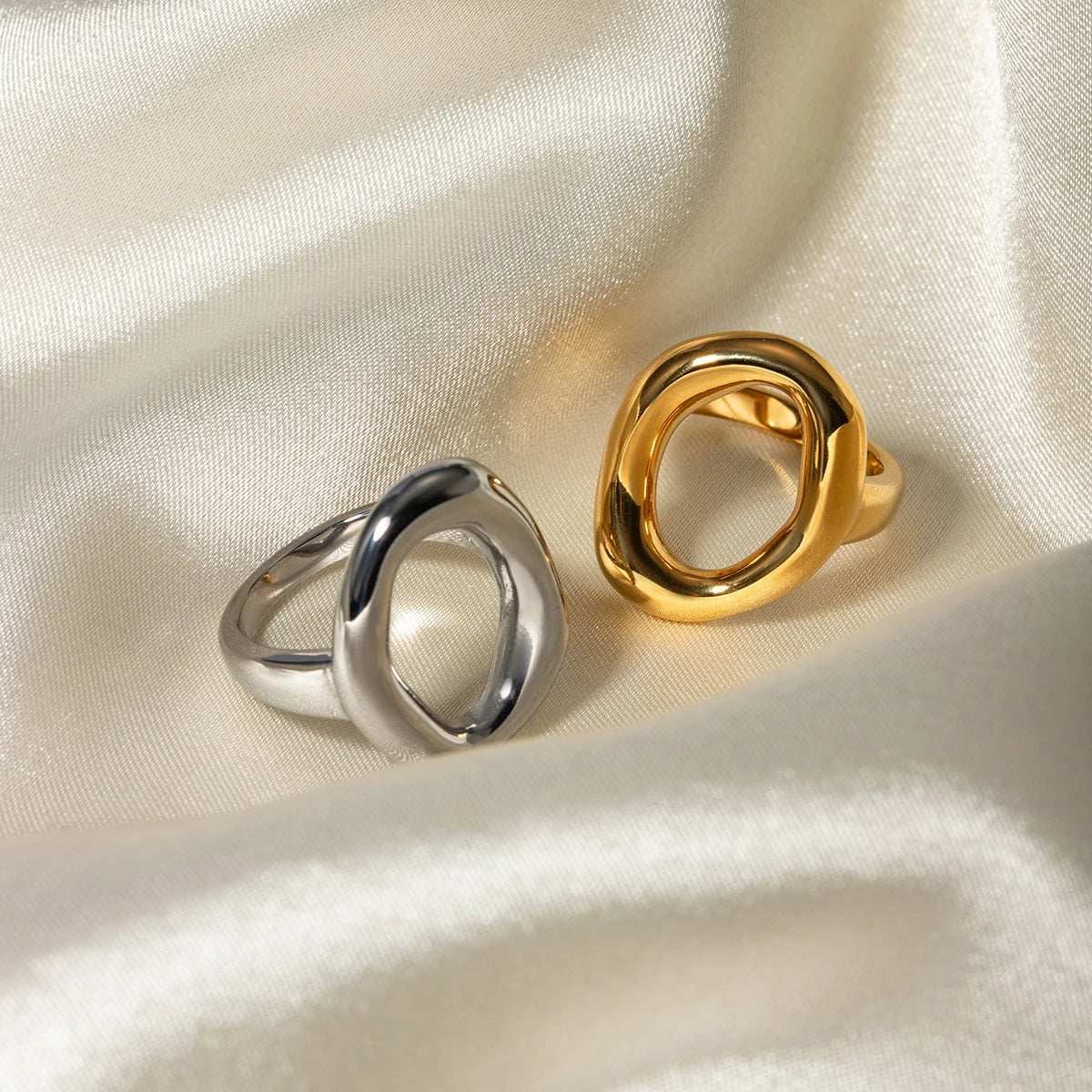 Hollow Oval Ring