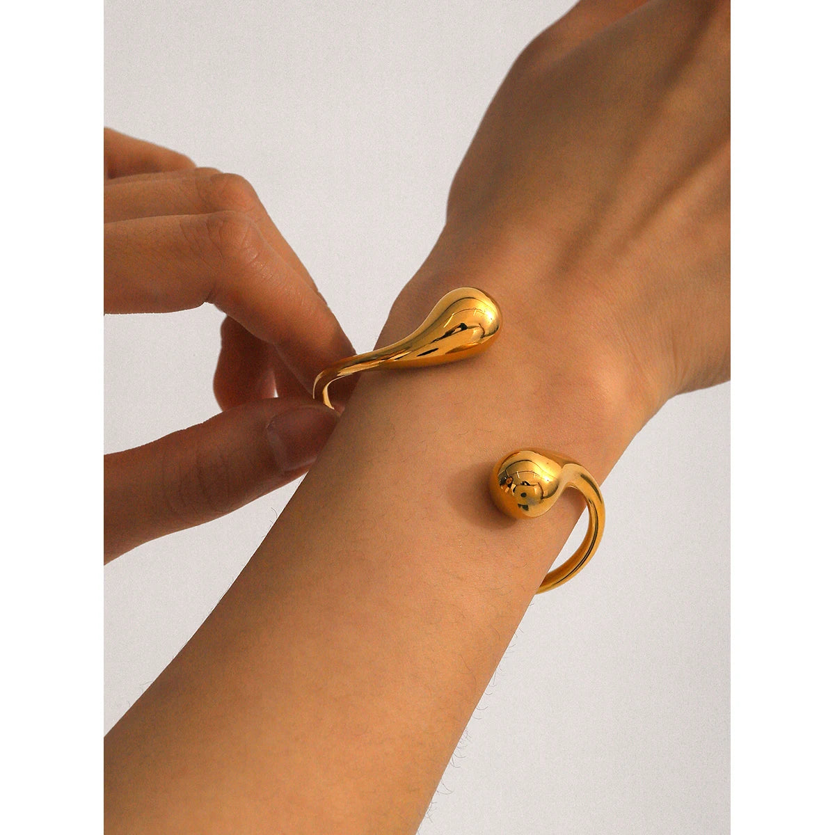 Minimalist Water Drop Bracelets