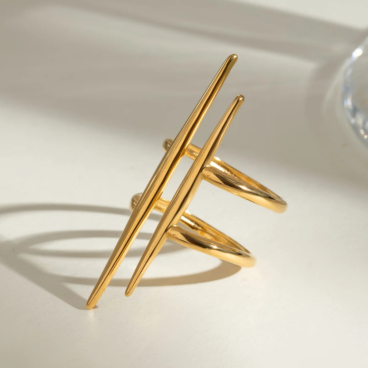 Double Blade Ring