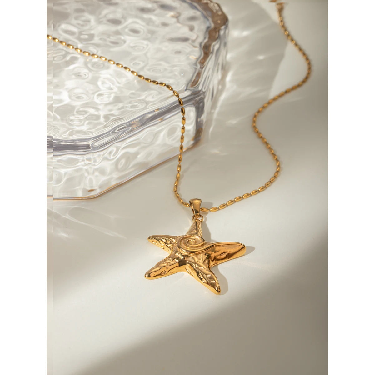Starfish Pendant Necklace