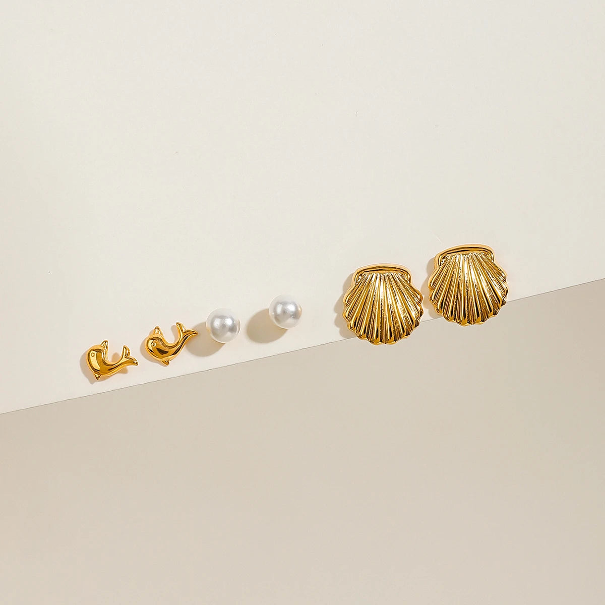 Dolphin Pearl Earring Set