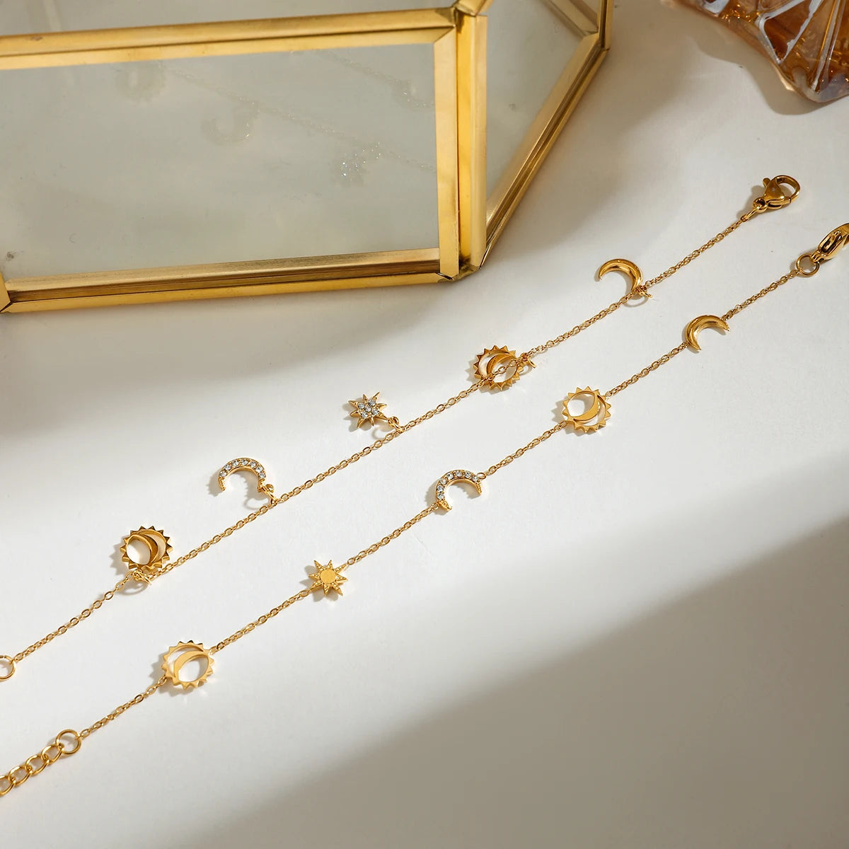Vintage Star Moon Pendant Bracelet
