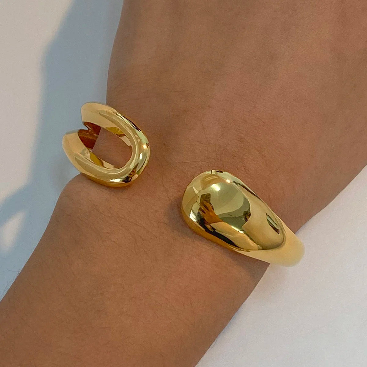 Smooth Geometric Hollow Open Bracelet