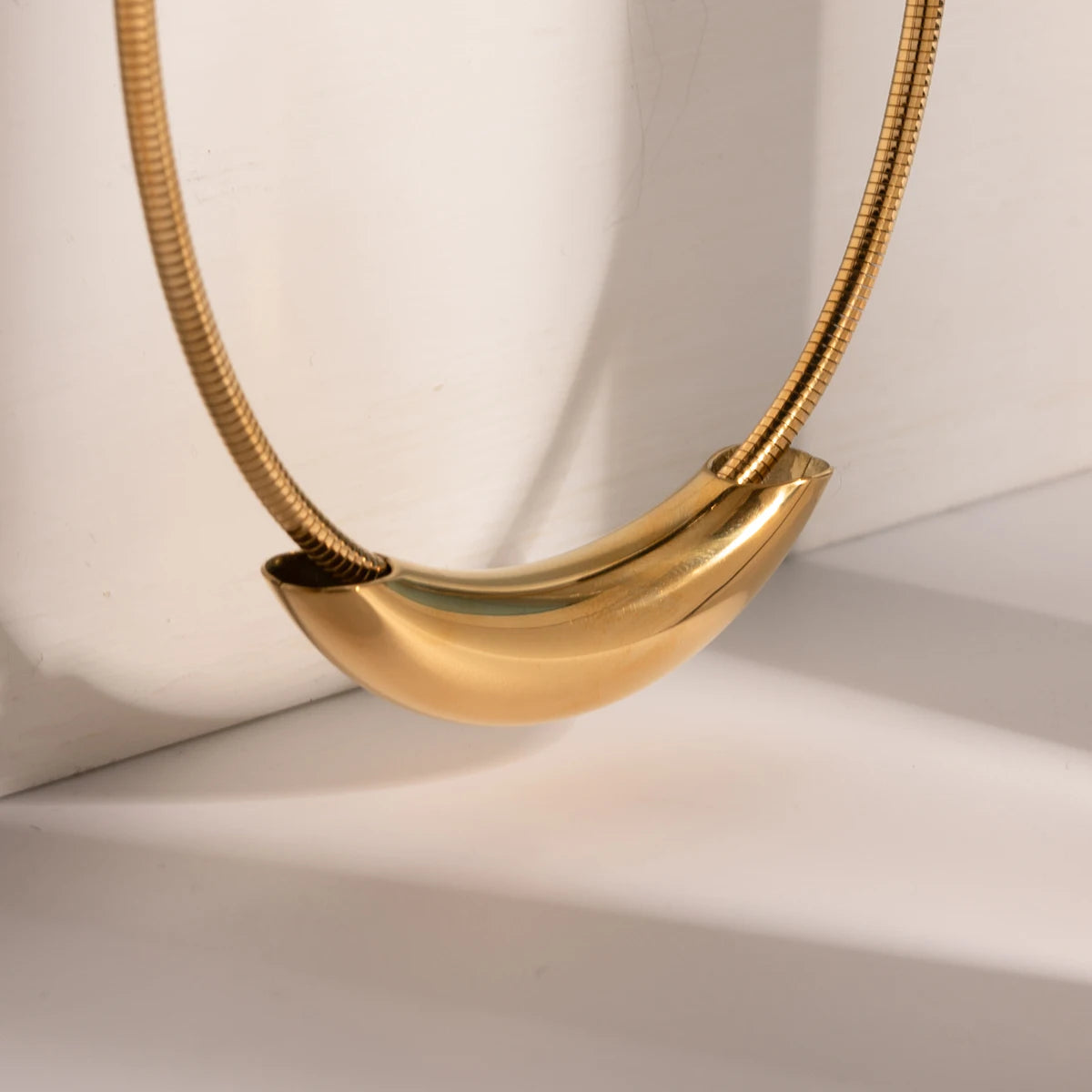 Curved Shaped Pendant Necklace Collection