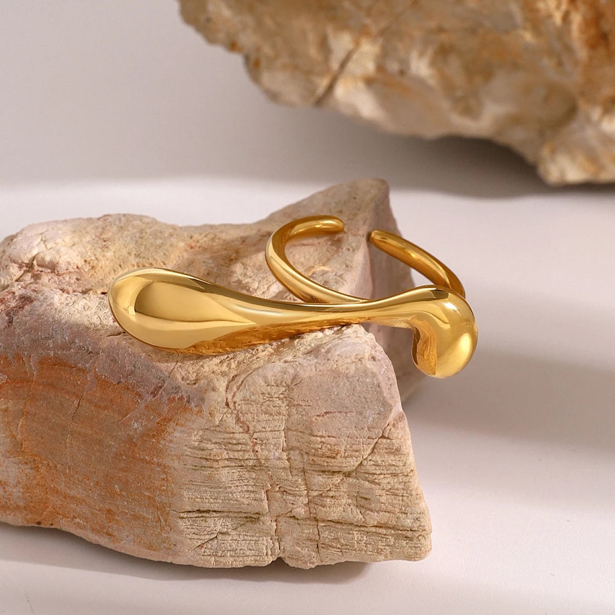 Irregular Curve Water Drop Ring