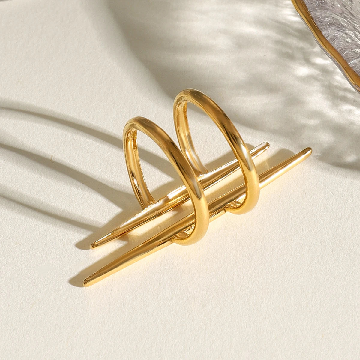 Double Blade Ring