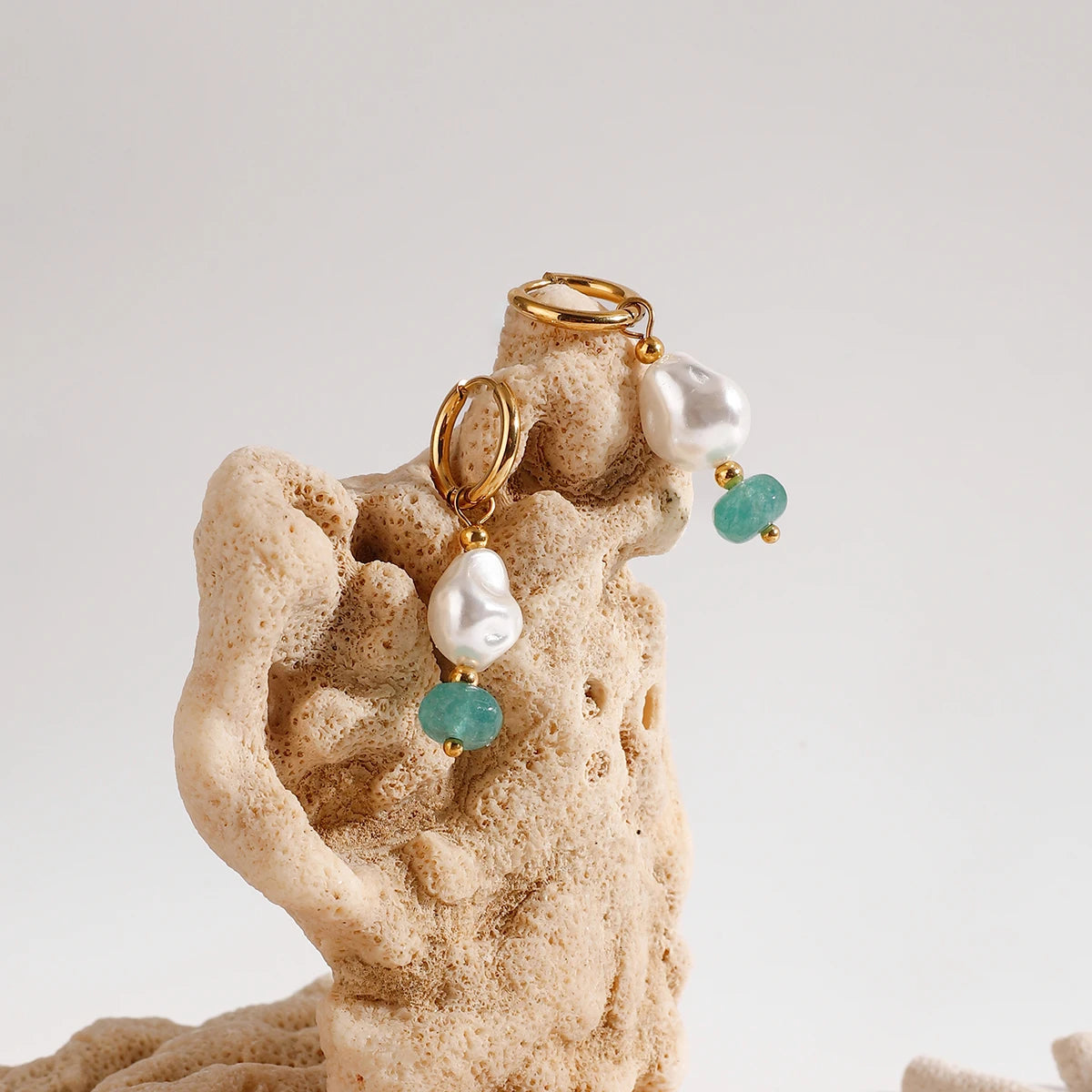 Pearl Green Stone Earring