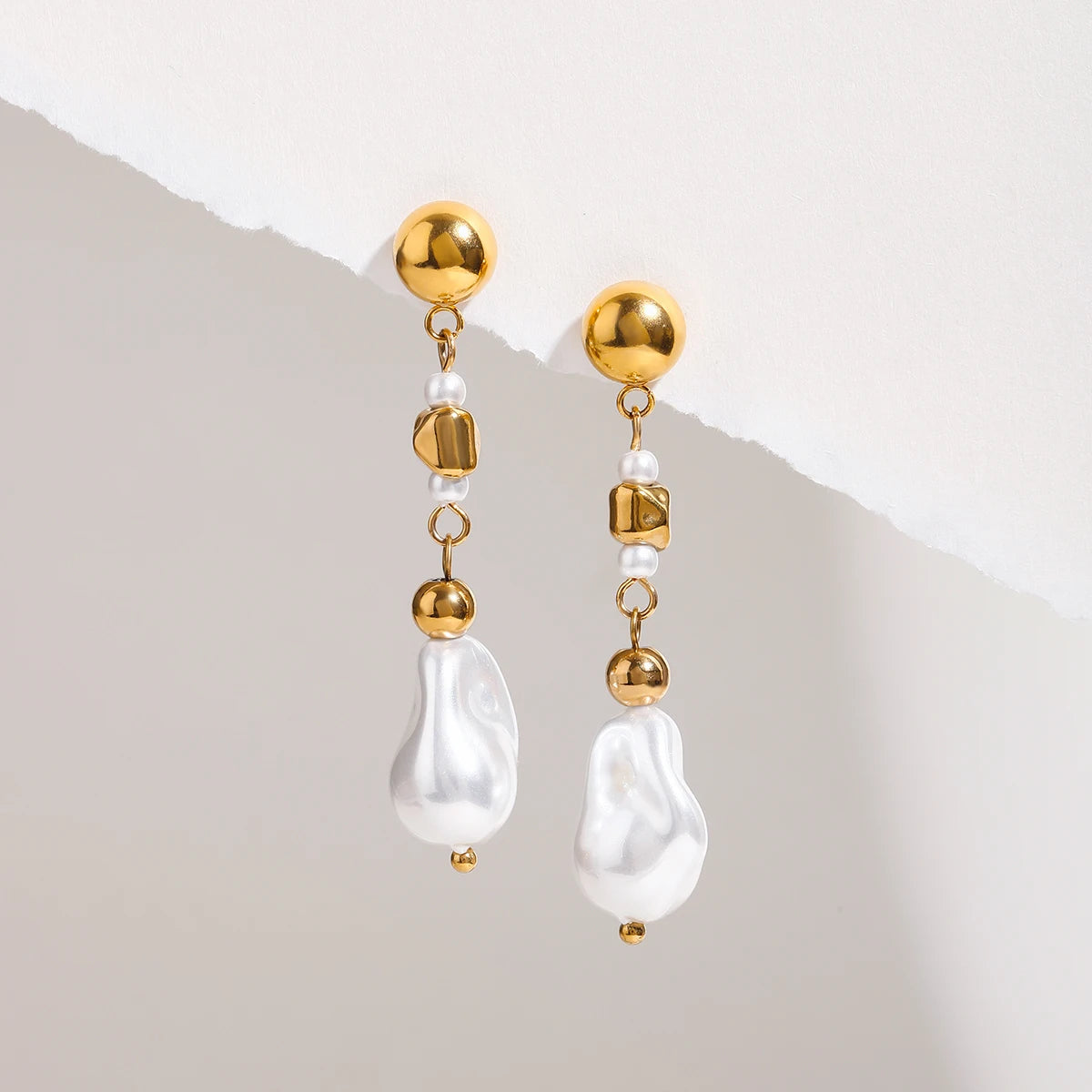 Pearl Pendant Earrings