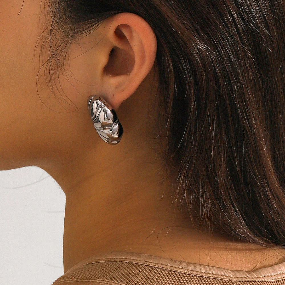 Croissant Texture Earrings