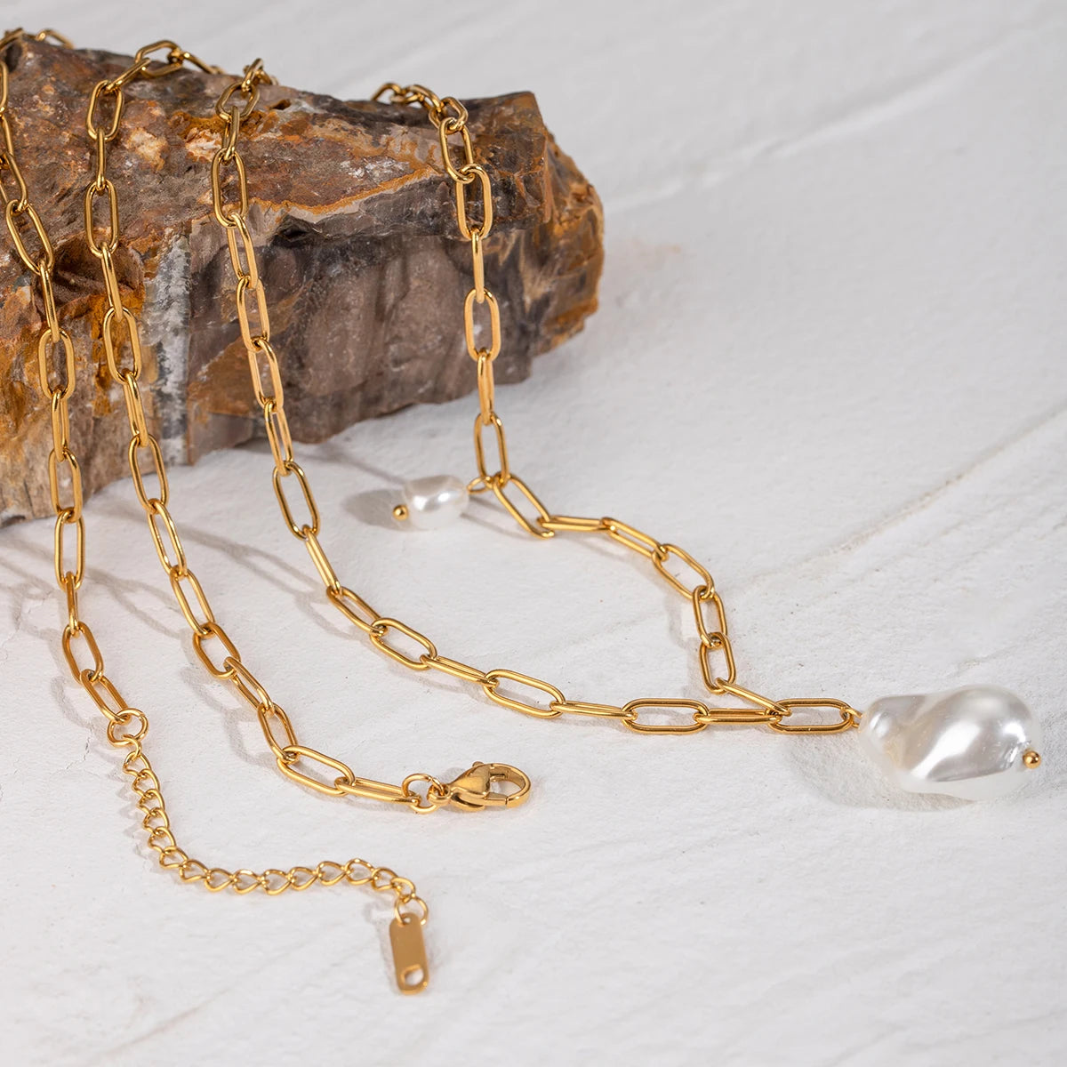 Pearl Pendant Necklace