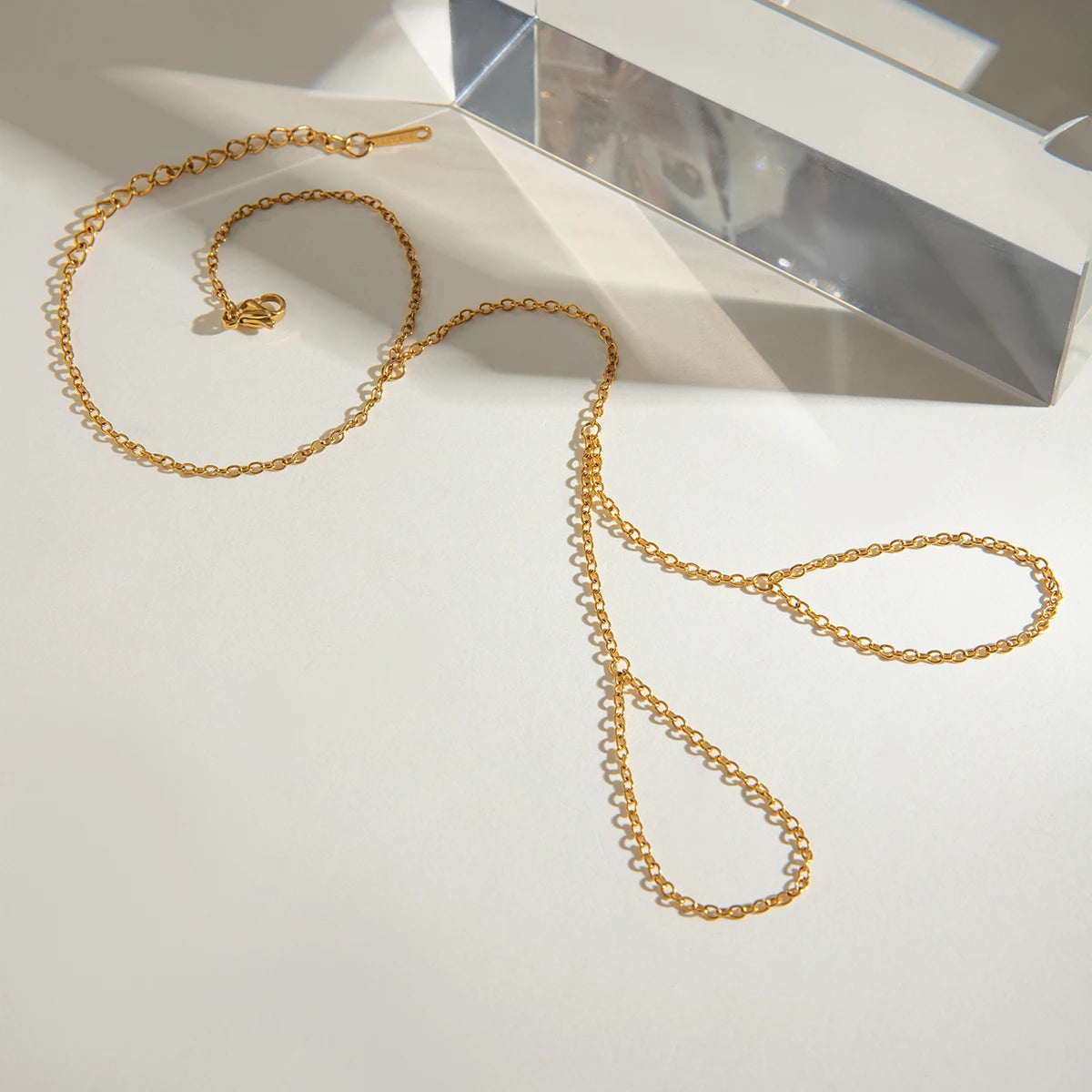 Gold Finger Linked Bracelet Chain