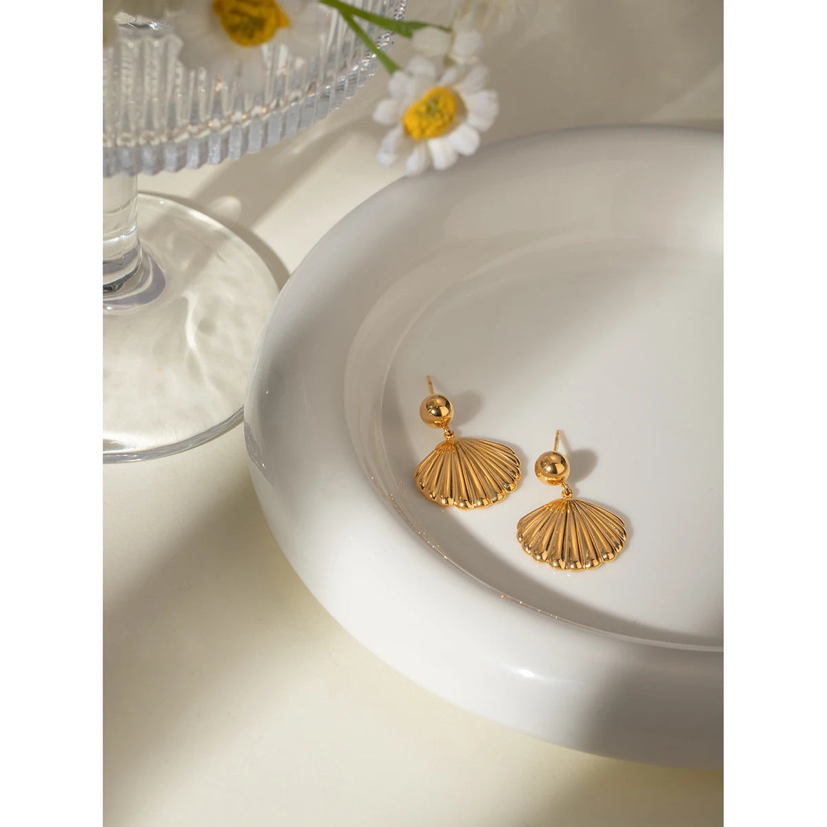 Gold Shell Earring
