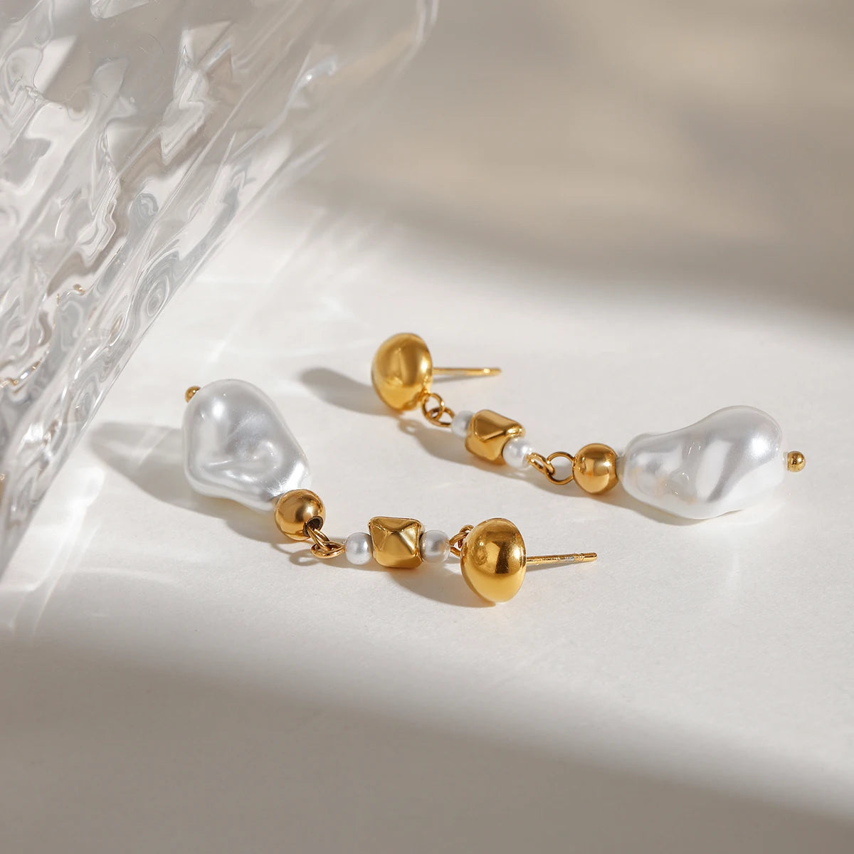 Pearl Pendant Earrings