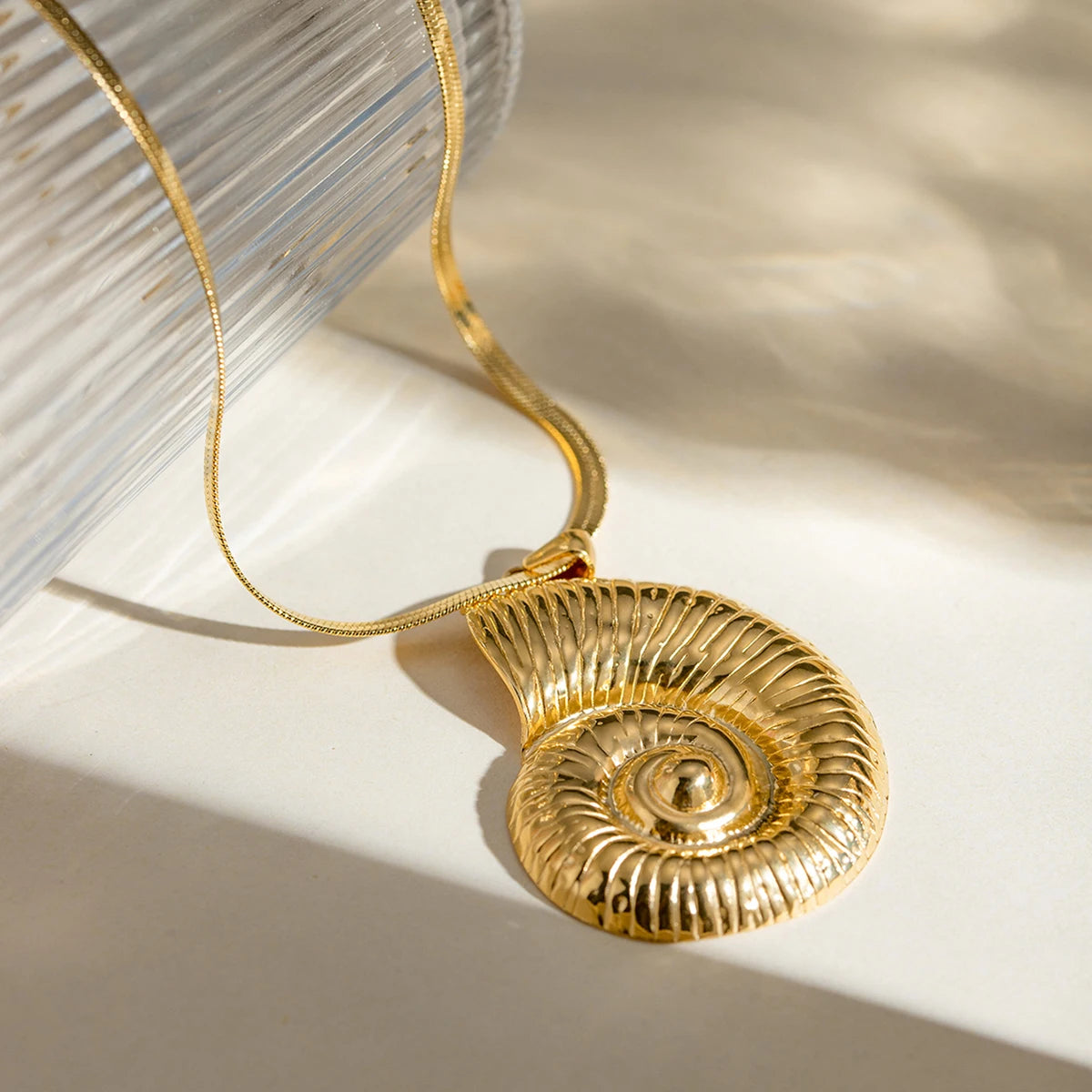 Conch Pendant Necklace