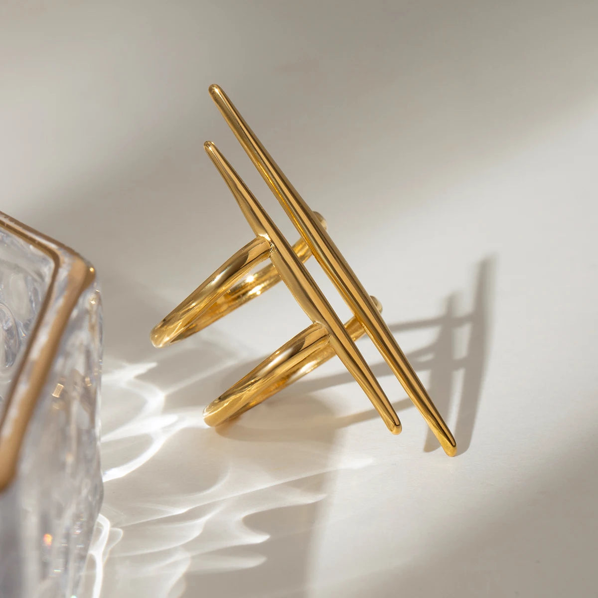 Double Blade Ring