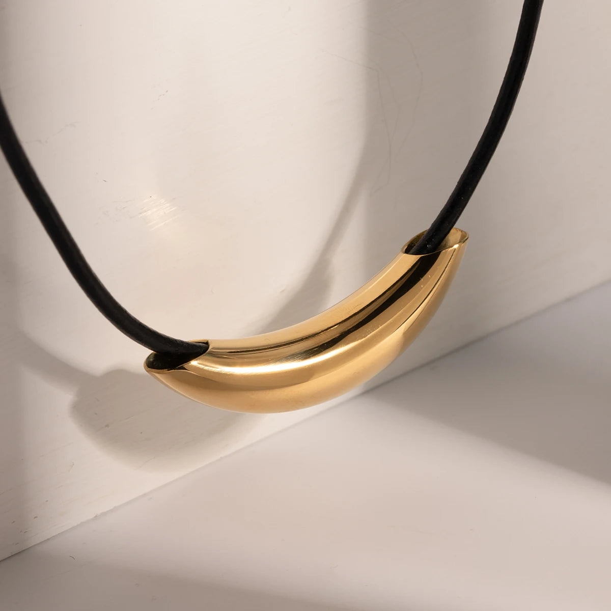 Curved Shaped Pendant Necklace Collection