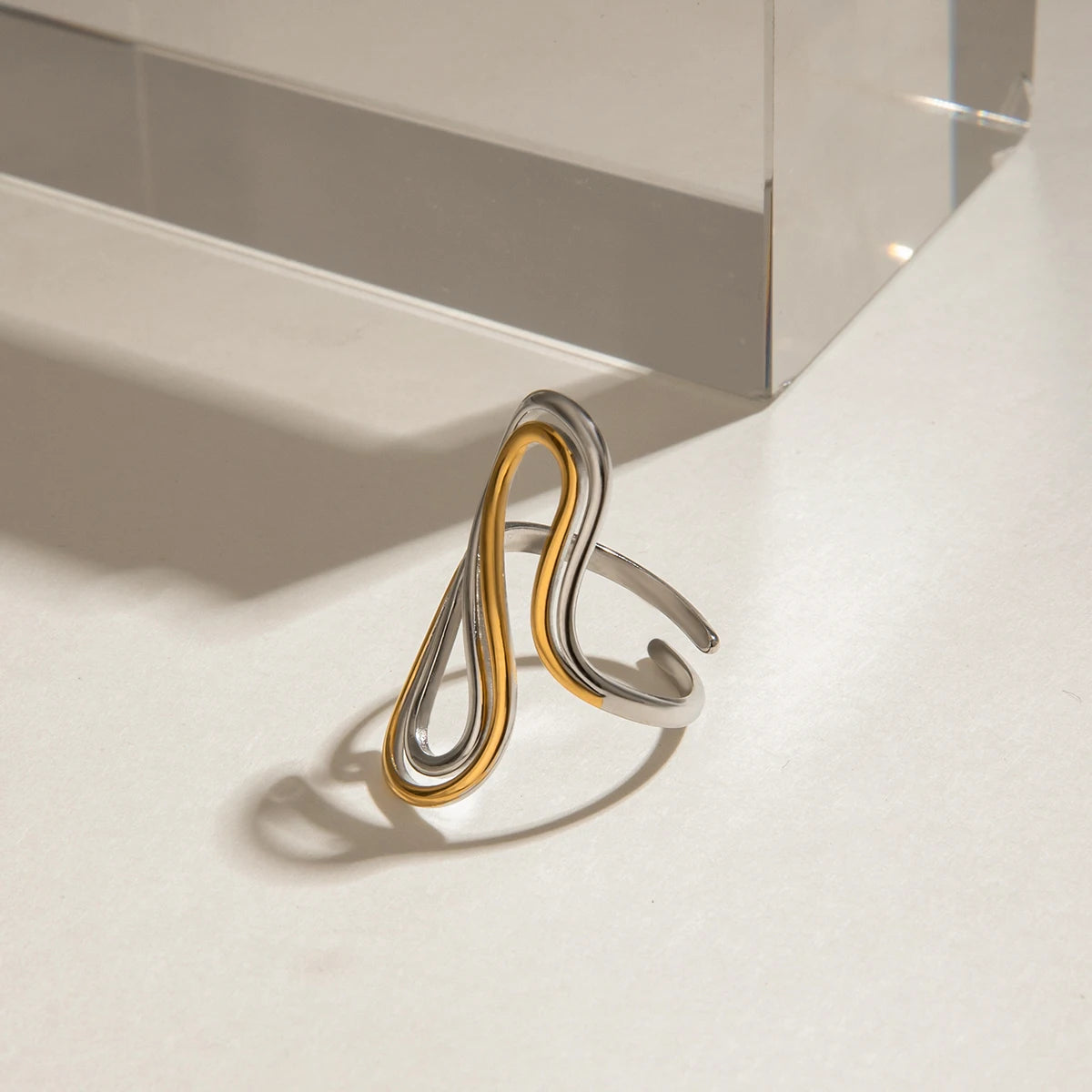 Double-layer S-shaped Ring
