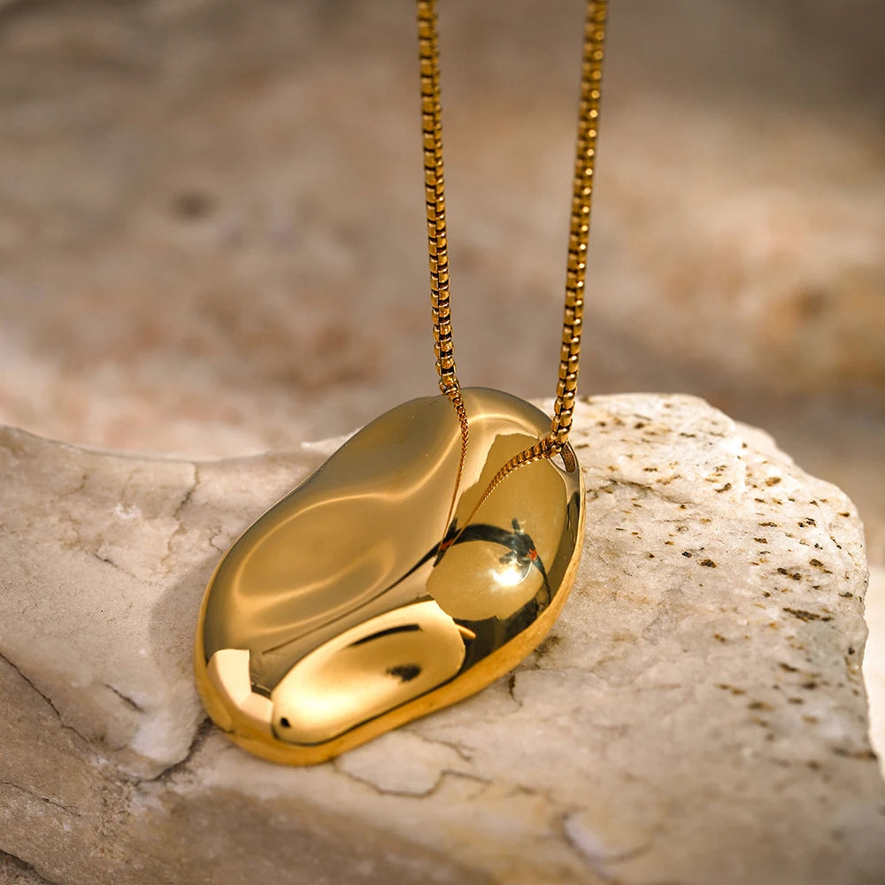 Irregular Concave Pendant Necklace