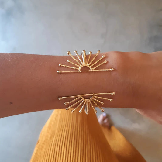 Gold Flower Open Bracelet