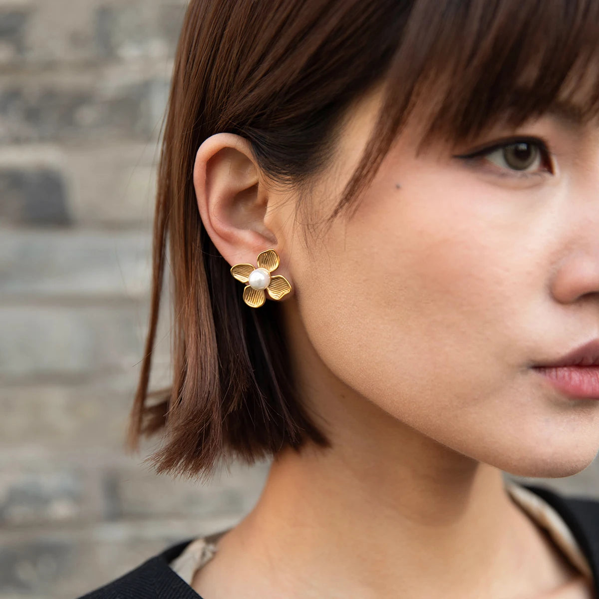 Gold Pearl Flower Shaped Earrings